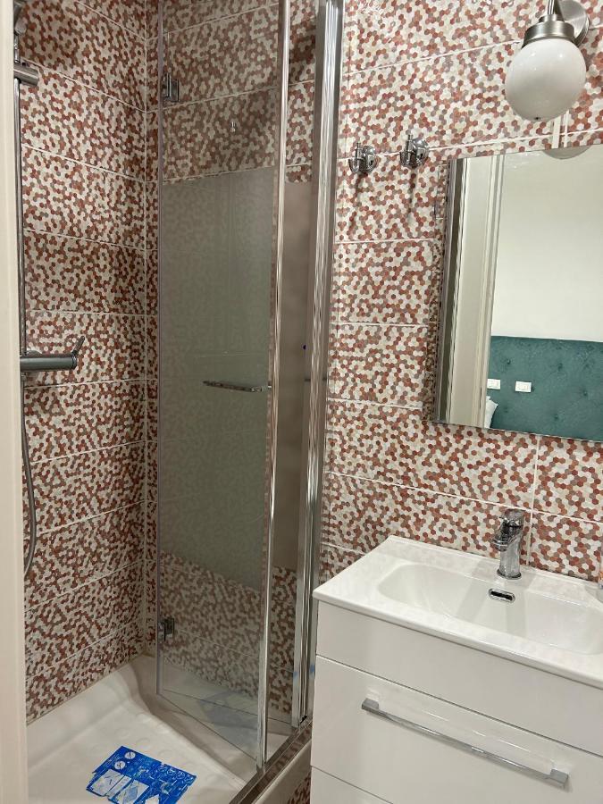 Guesthouse Dahlia Rossa Roma Exterior foto