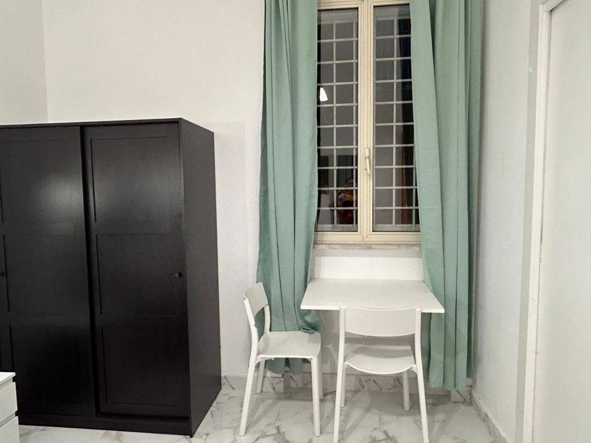 Guesthouse Dahlia Rossa Roma Exterior foto