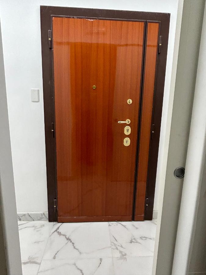 Guesthouse Dahlia Rossa Roma Exterior foto